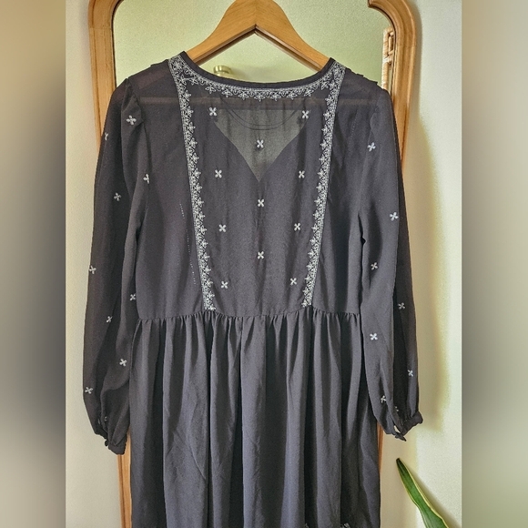 Time & Tru Sheer Tunic - Size M - Picture 7 of 7